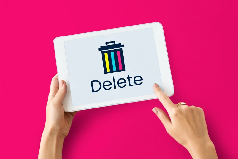 Delete Harmful URLs Affecting Online Reputation